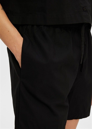 Blair lilo mw shorts Sort Selected Femme 